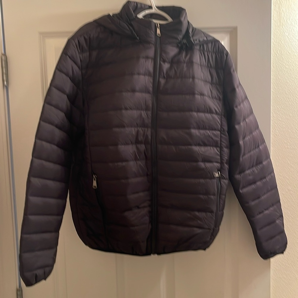 NWT Ruxen Italian Down Puffer jacket. Color: Black Men’s Size XL